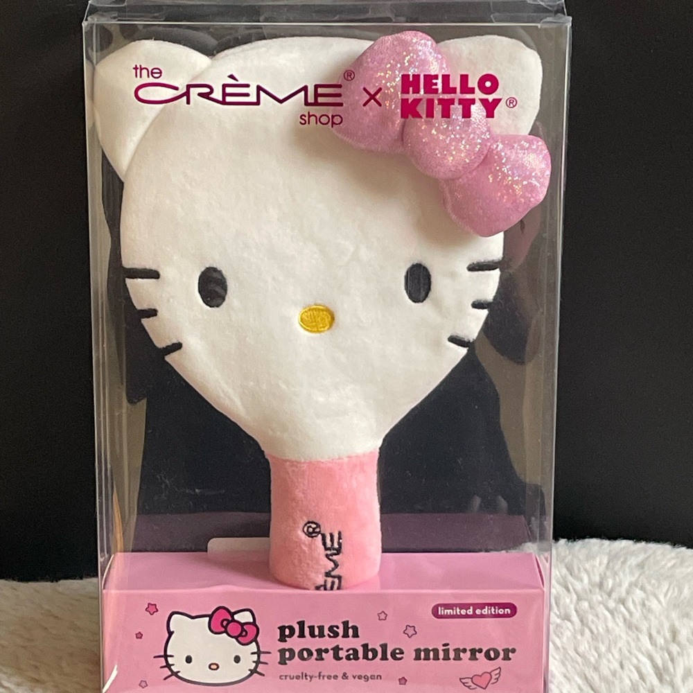 Hello Kitty x The Crème Shop Plush Portable Mirror